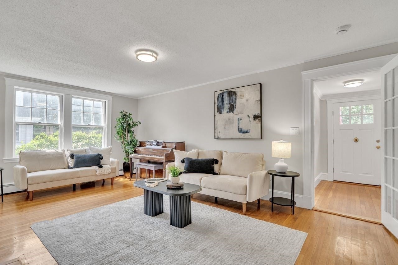 5 Maple St, Lexington, MA Photo #13