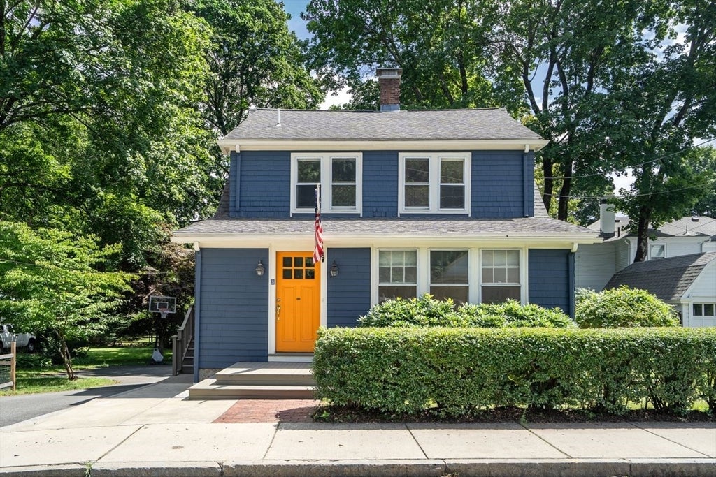 5 Maple St
