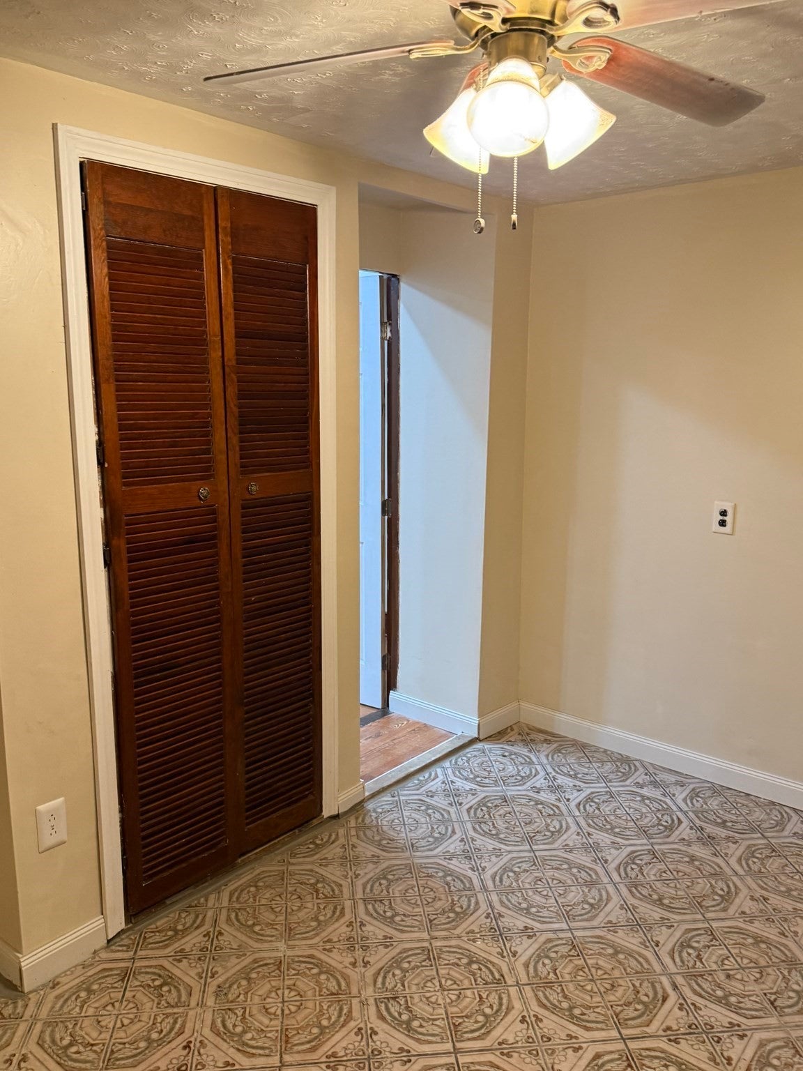 52 Tufts Ave #1, Revere, MA Photo #11