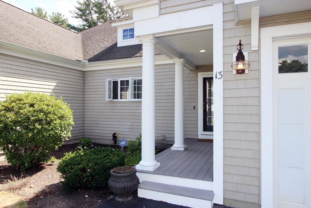 13 Meadowlark Dr 13