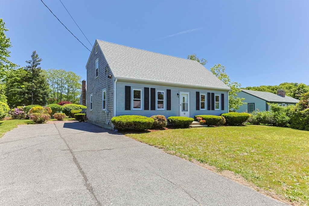 10 Antlers Shore Dr