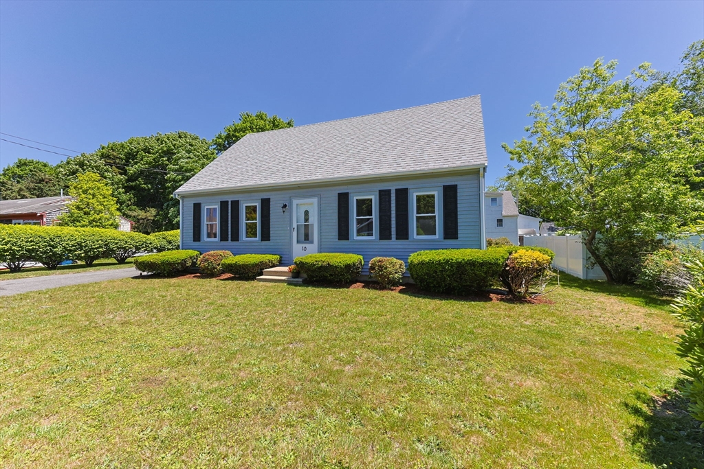10 Antlers Shore Dr