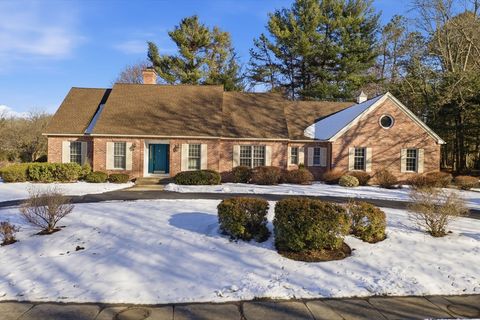 53 Ashford Rd Longmeadow MA 01106