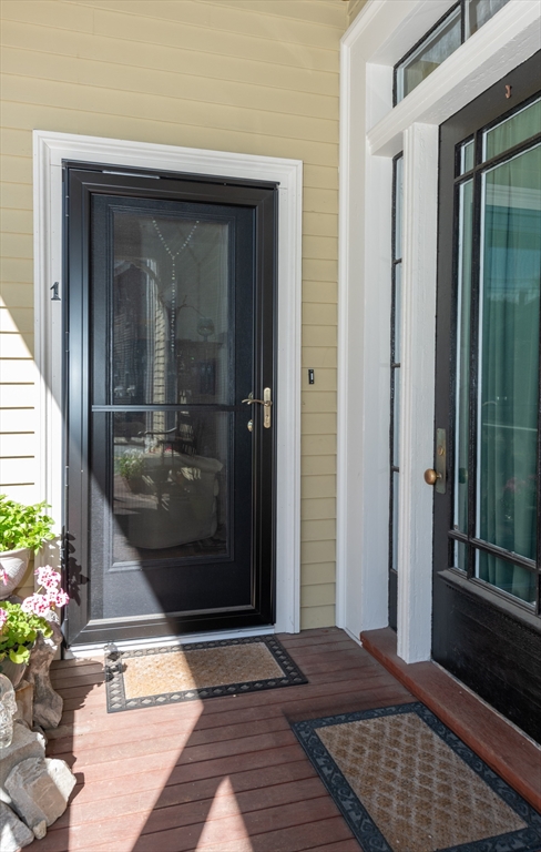36 Essex St 1