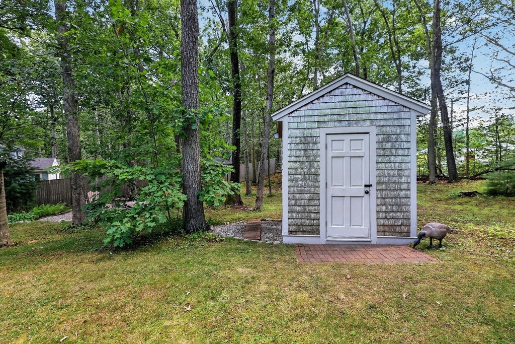 290 Grove St, Norwell, MA Photo #32