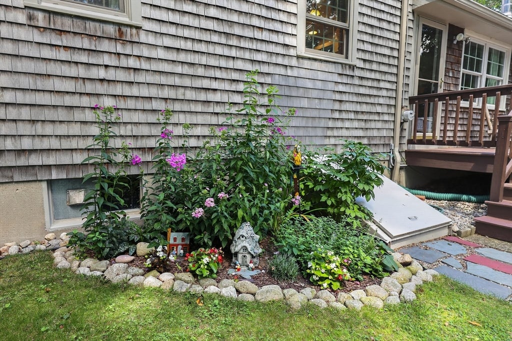 290 Grove St, Norwell, MA Photo #29