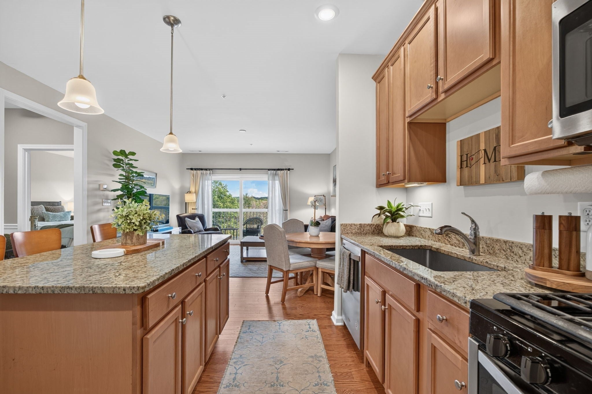 130 University Ave 1210