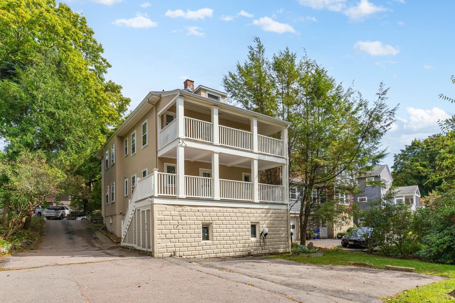 51 Wolcott Rd #1, Brookline, MA, 51 Wolcott Rd #1, Brookline, MA Photo #28