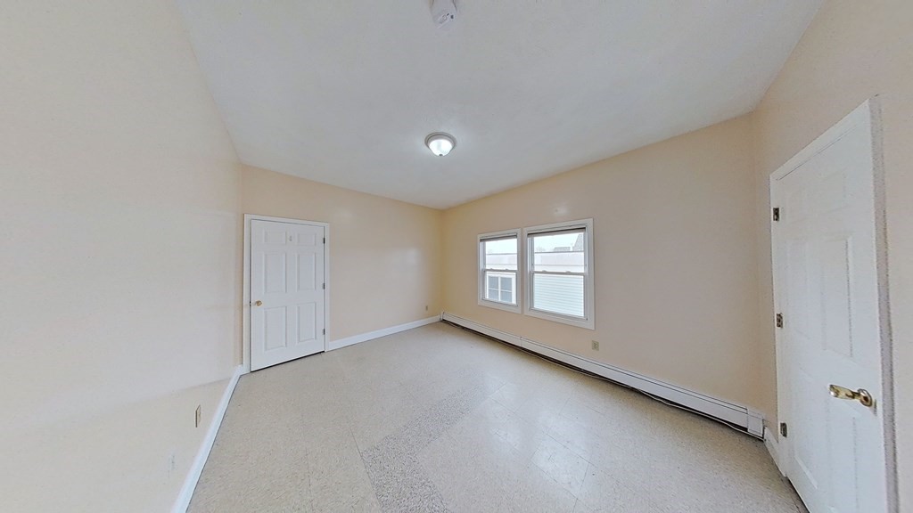 33 Elmore Street 3