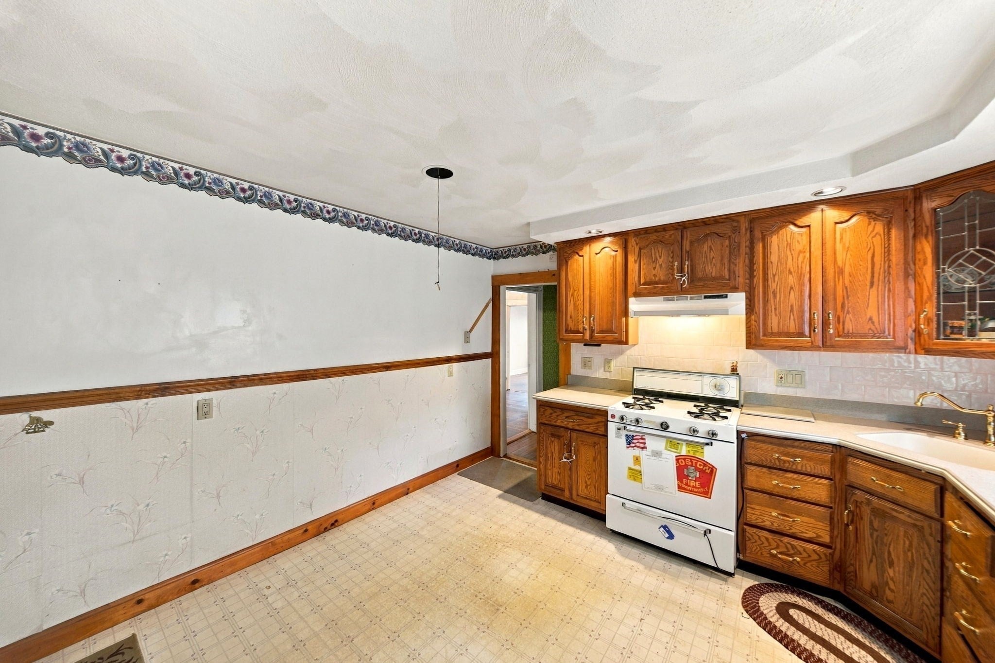 24-26 Walnut St