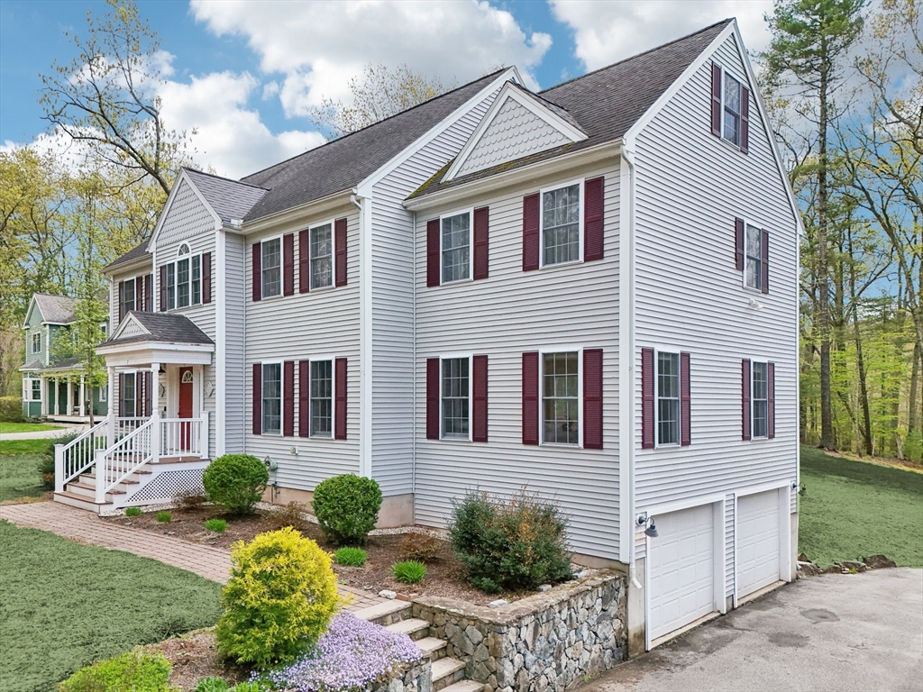 7 Acorn Way