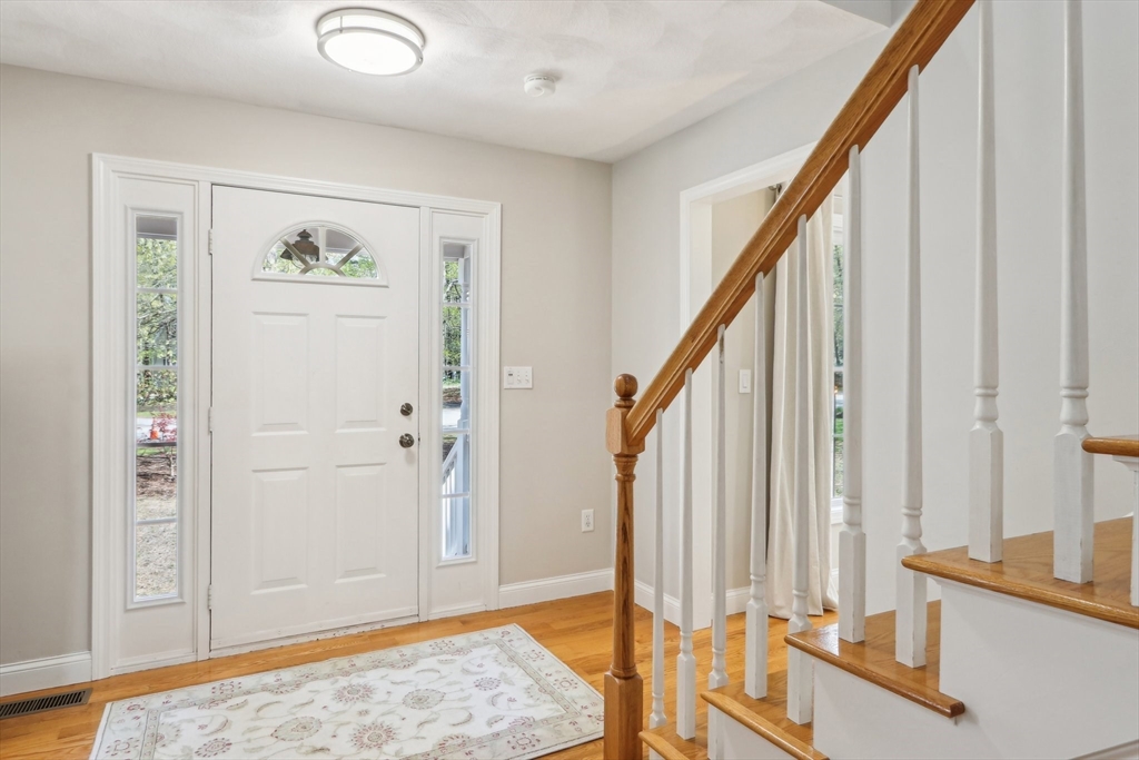 7 Acorn Way