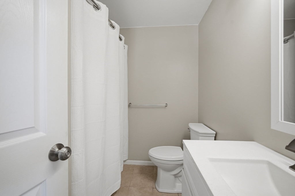 78 Oak Brook Drive, East Longmeadow, MA, 78 Oak Brook Drive, East Longmeadow, MA Photo #17