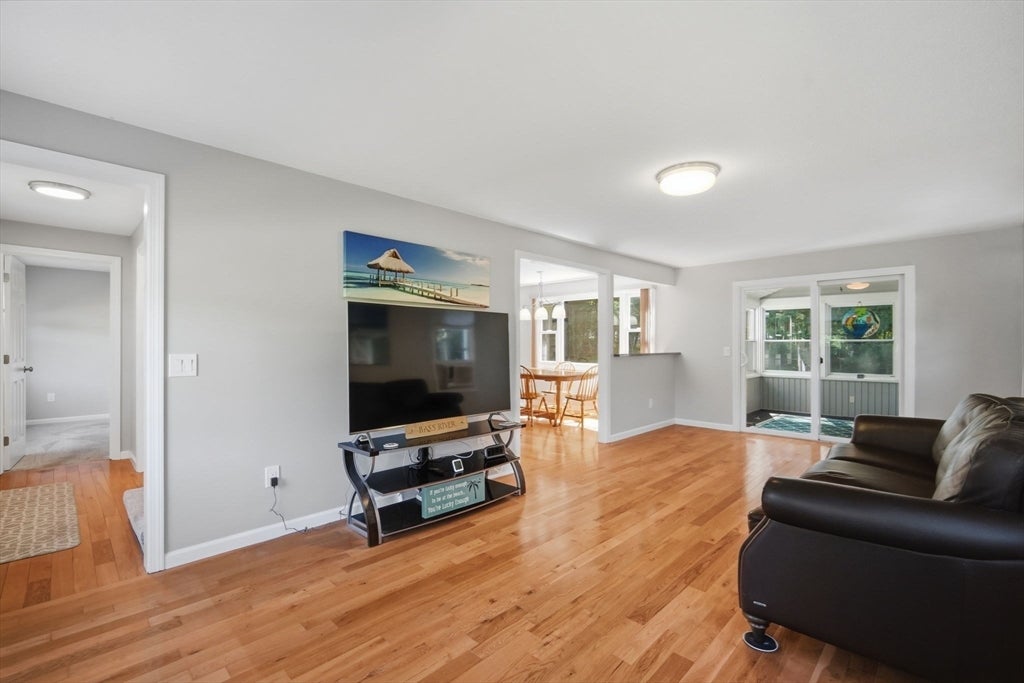 78 Oak Brook Drive, East Longmeadow, MA, 78 Oak Brook Drive, East Longmeadow, MA Photo #8