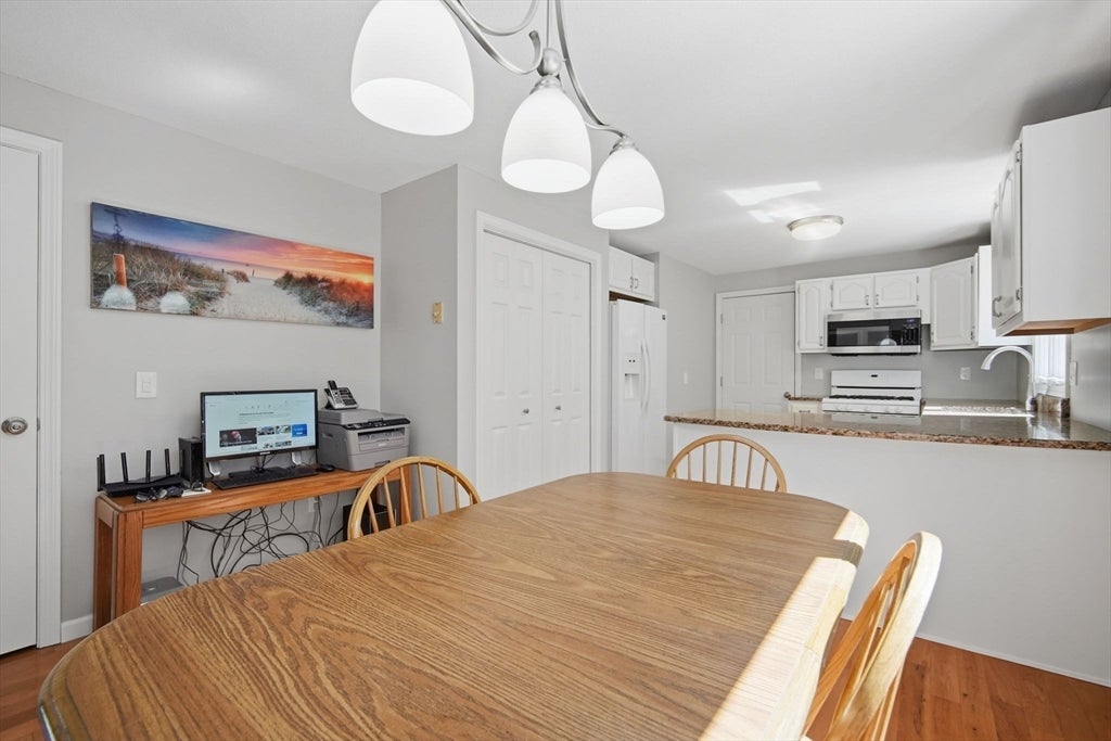 78 Oak Brook Drive, East Longmeadow, MA, 78 Oak Brook Drive, East Longmeadow, MA Photo #9
