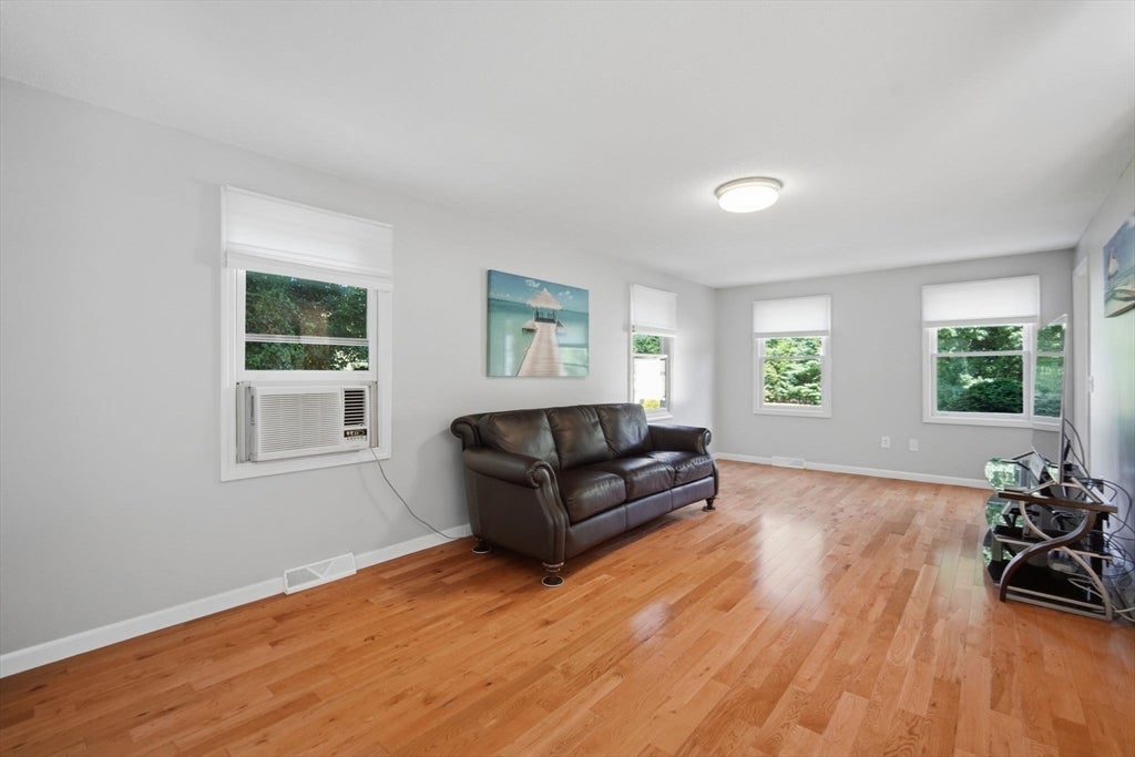 78 Oak Brook Drive, East Longmeadow, MA, 78 Oak Brook Drive, East Longmeadow, MA Photo #7