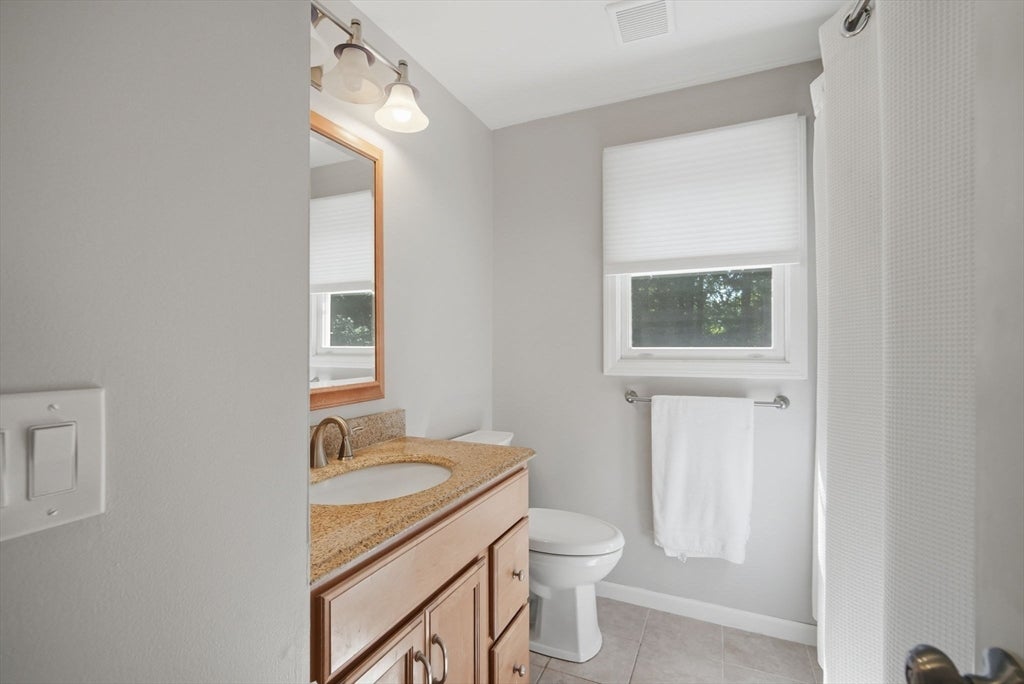 78 Oak Brook Drive, East Longmeadow, MA, 78 Oak Brook Drive, East Longmeadow, MA Photo #27