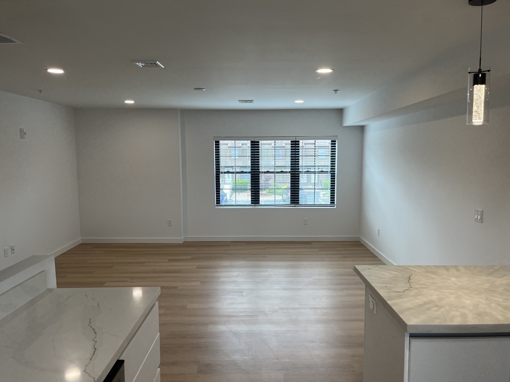 194 Rumford Avenue 4
