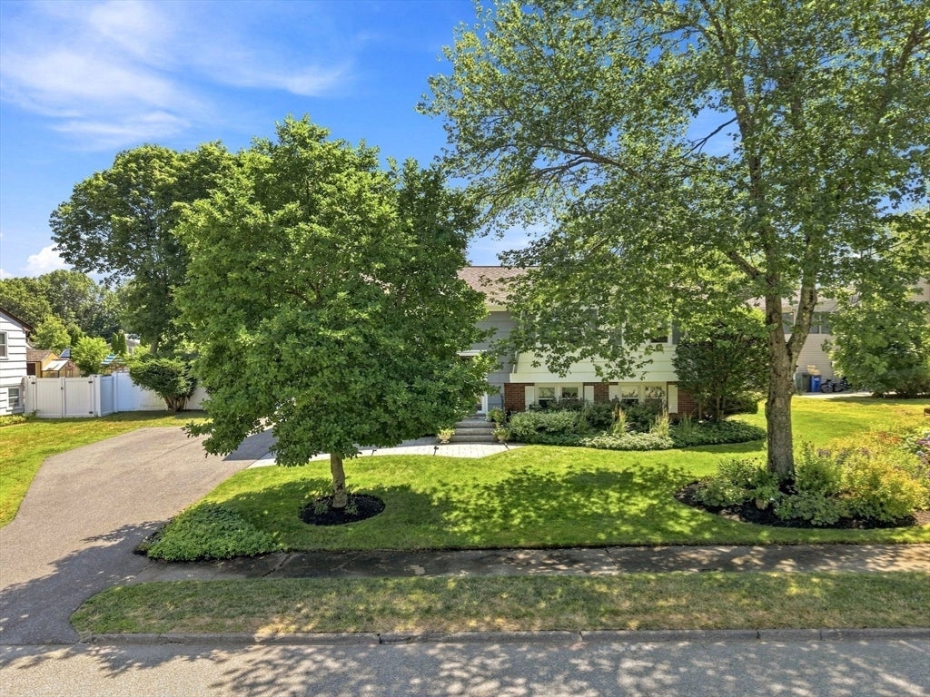 214 Rogers Drive, Stoughton, MA Photo #34