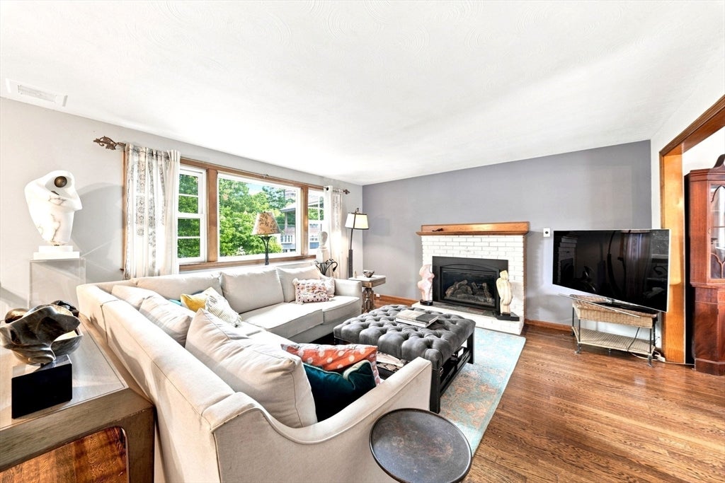 214 Rogers Drive, Stoughton, MA Photo #11