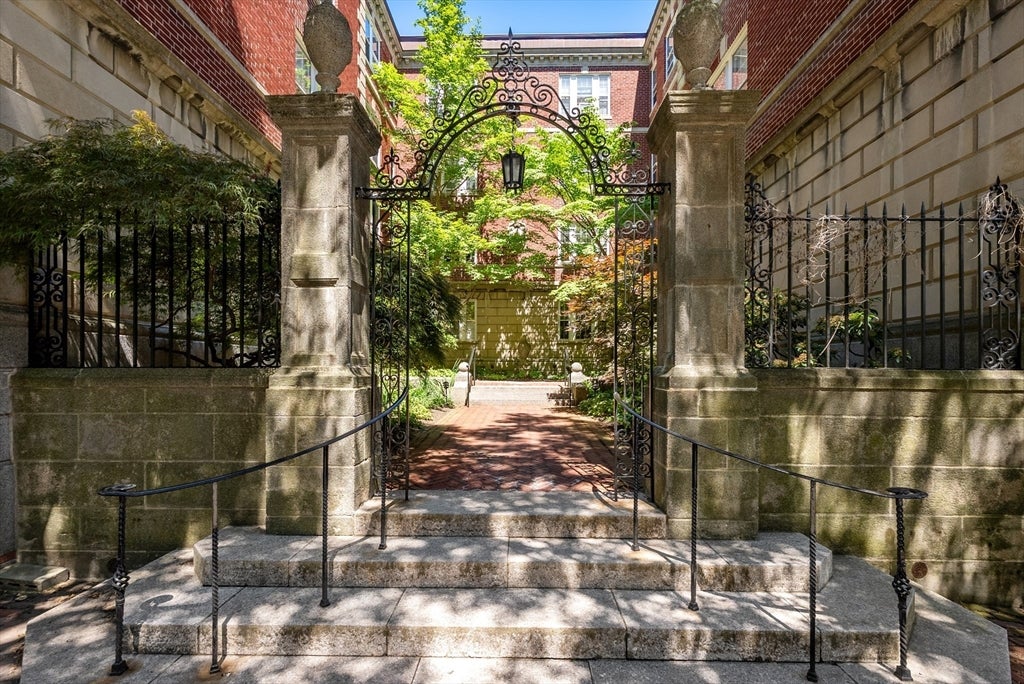 Photo of 6 Washington Avenue #11, Cambridge, MA