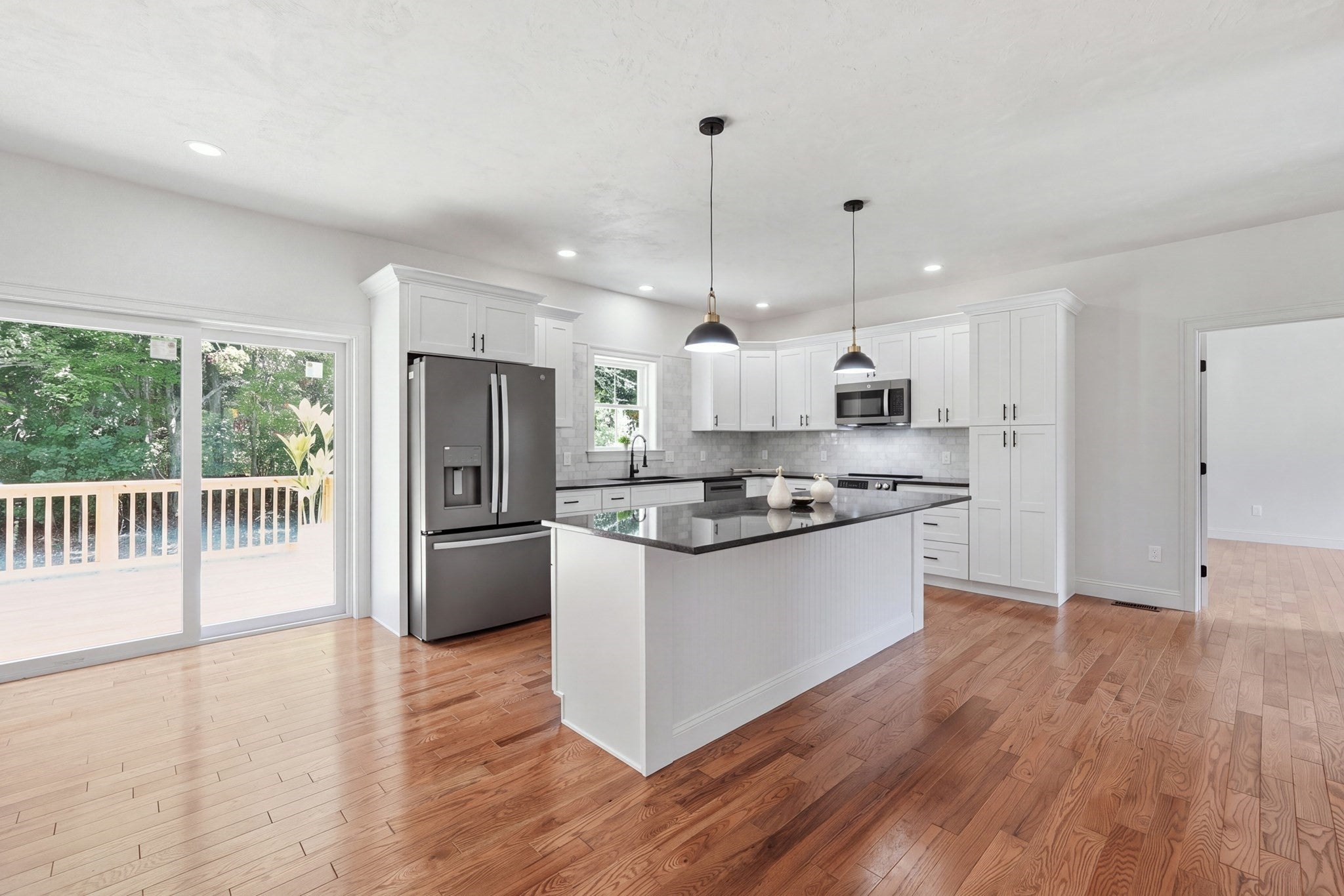 37 N. Sullivan Rd