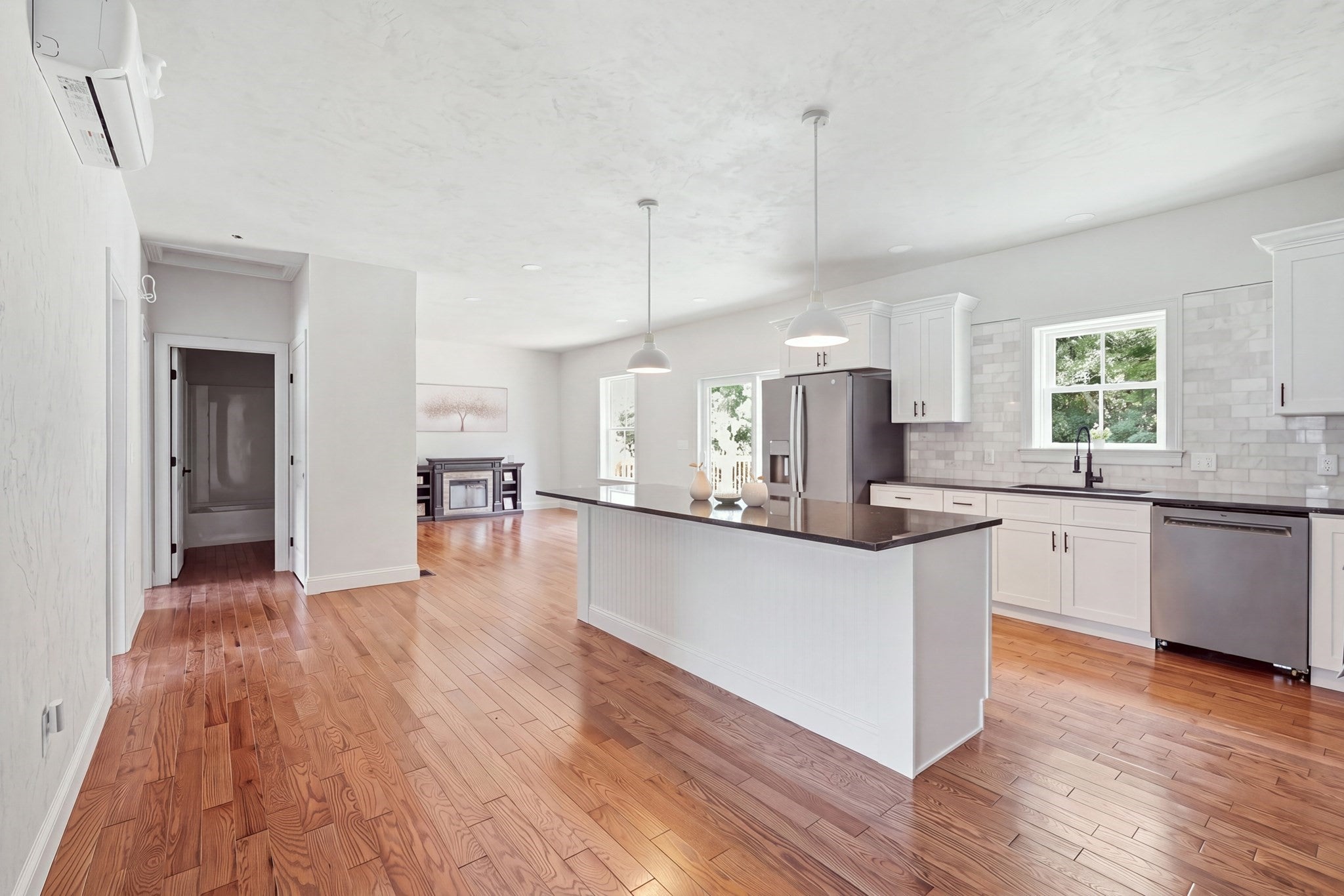 37 N. Sullivan Rd
