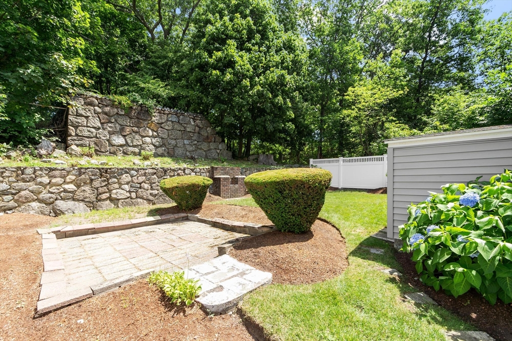 18 Quebec Ct