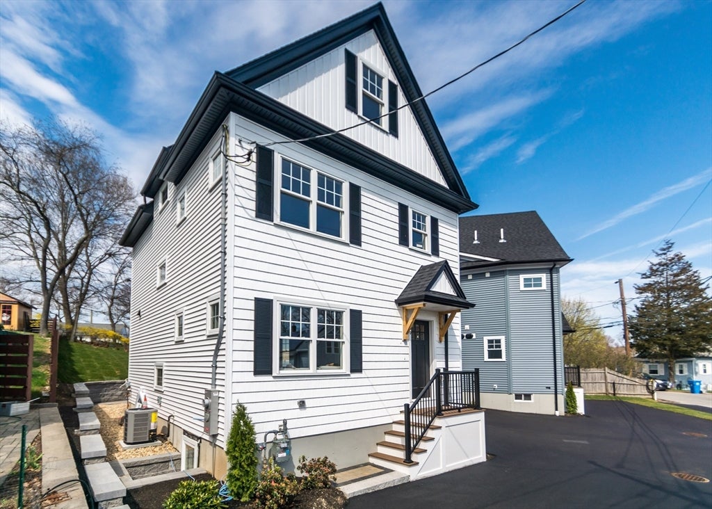 89 Hardy Pond Road