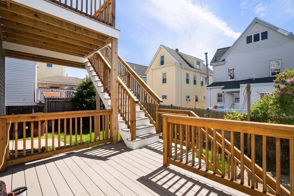 Everett, Massachusetts 02149, United States, 2 Bedrooms Bedrooms, ,1 BathroomBathrooms,Residential,Pending,125340