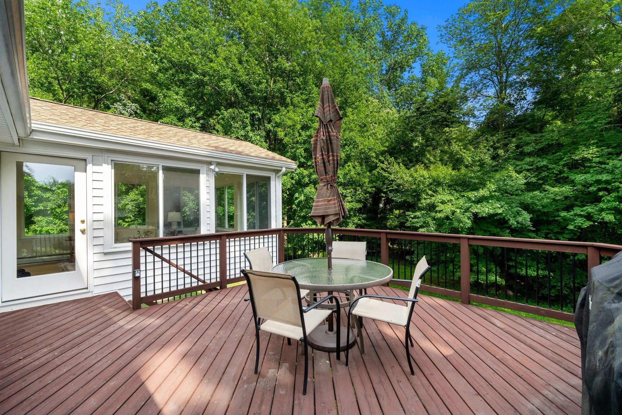 21 Freeport Dr, Burlington, MA, 21 Freeport Dr, Burlington, MA Photo #17