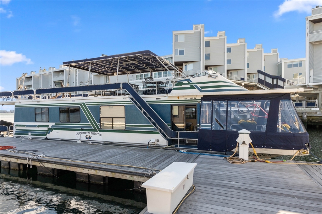 1 Pier 8 13th St Dock B