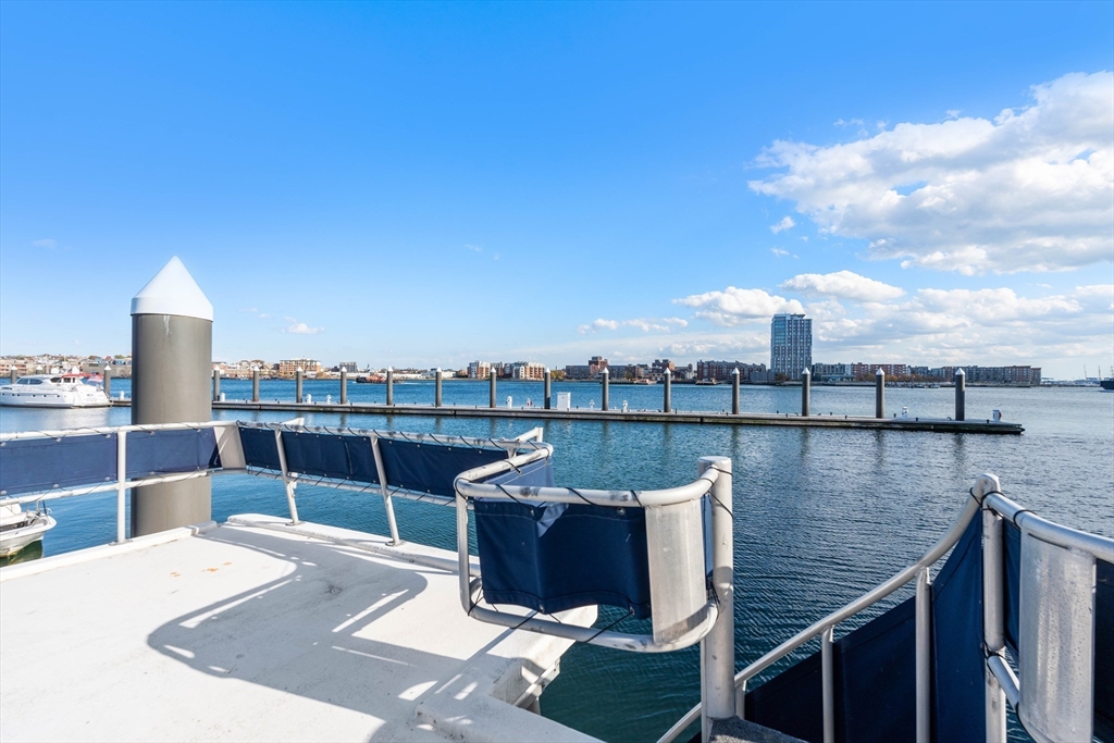 1 Pier 8 13th St Dock B