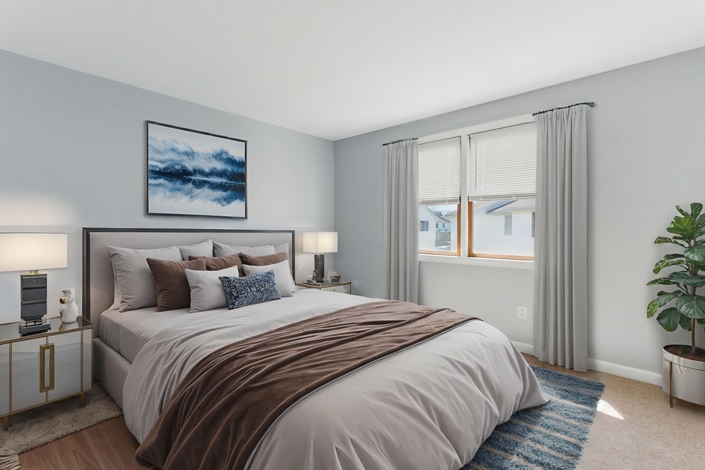 Chicopee, Massachusetts 01013, United States, 2 Bedrooms Bedrooms, ,2 BathroomsBathrooms,Residential,Pending,108211