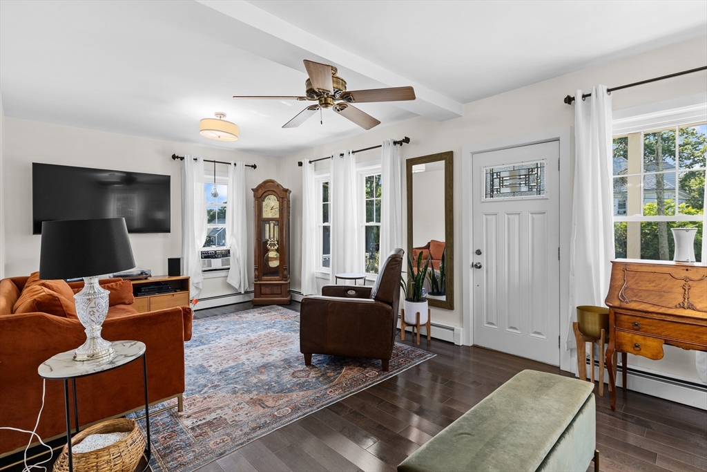 11 Saucier St