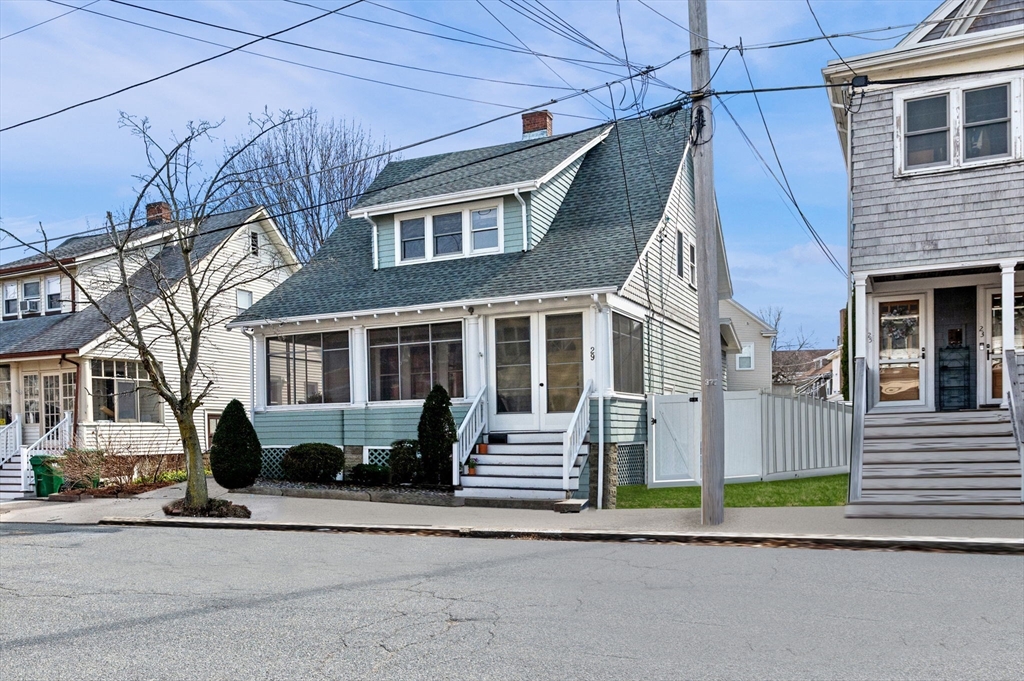 29 Hurlcroft Ave