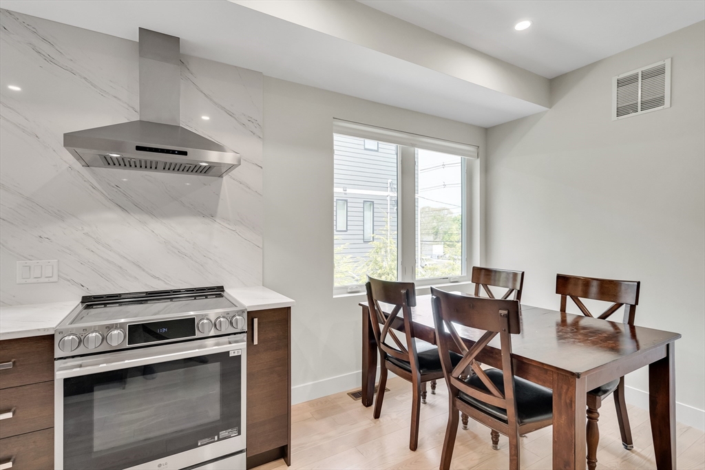 366 Massachusetts Ave #366, Lexington, MA Photo #11
