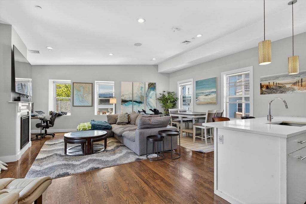 349 Silver Street 3