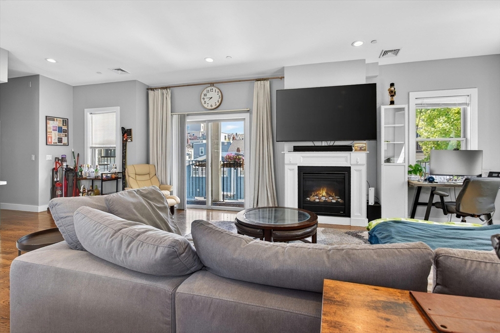 349 Silver Street 3