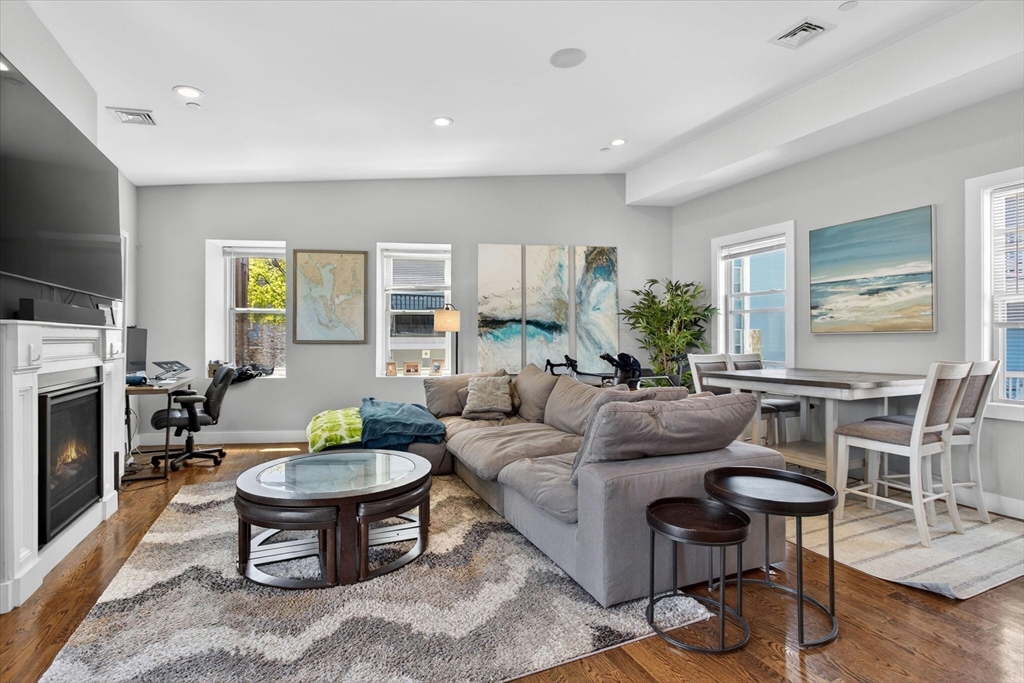 349 Silver Street 3
