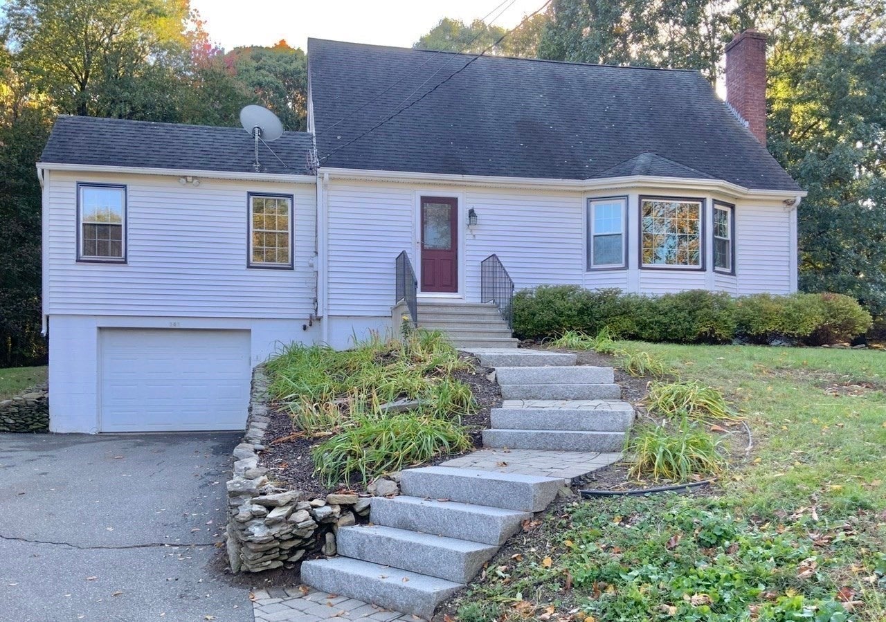 143 Highland St, Lunenburg, MA, 143 Highland St, Lunenburg, MA Photo #1