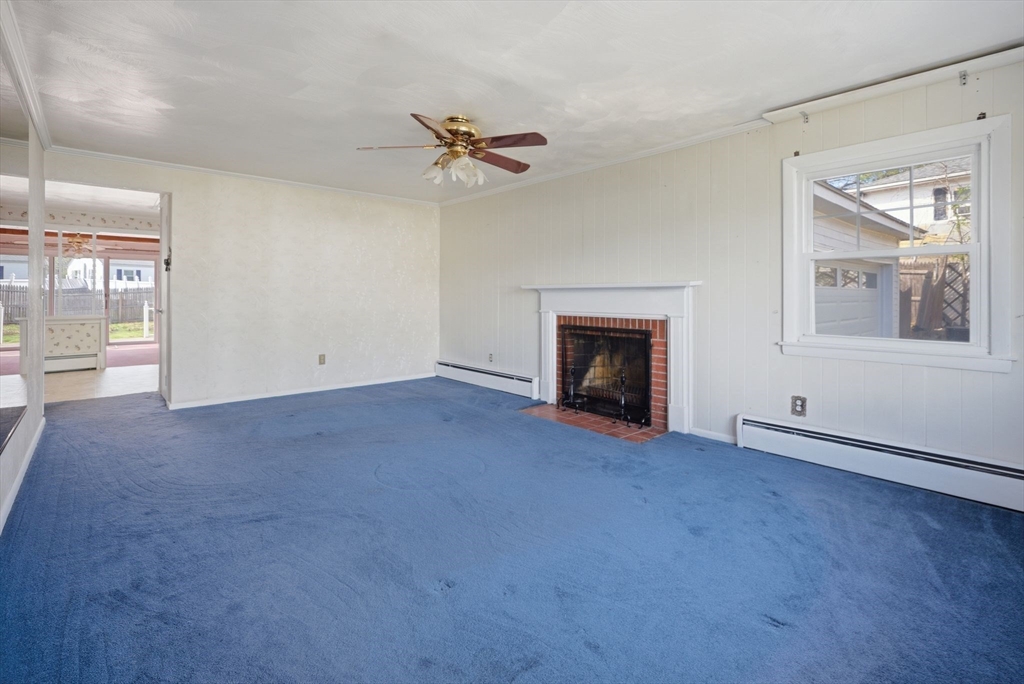 98 Greenpoint Cir
