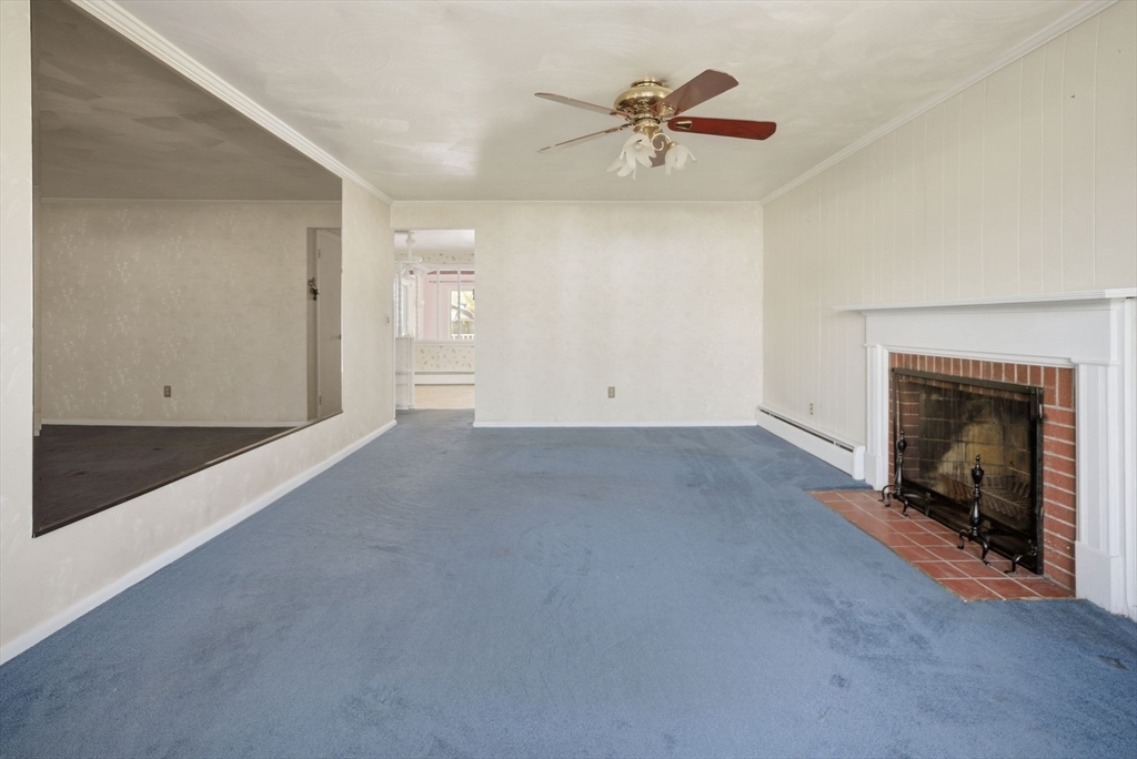 98 Greenpoint Cir