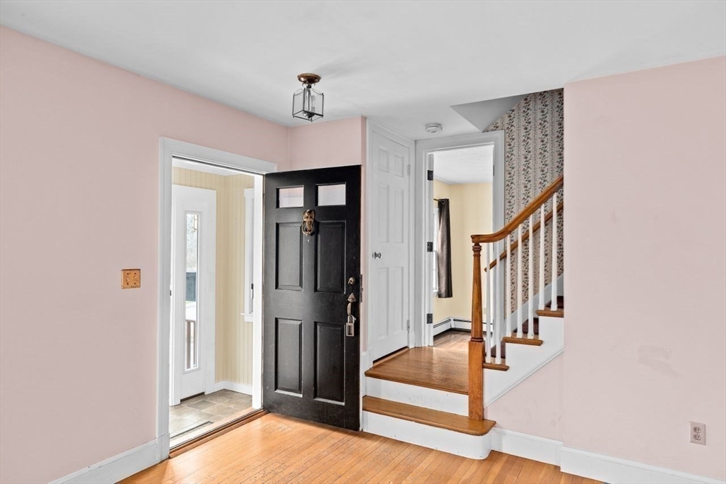 77 Cushing Rd