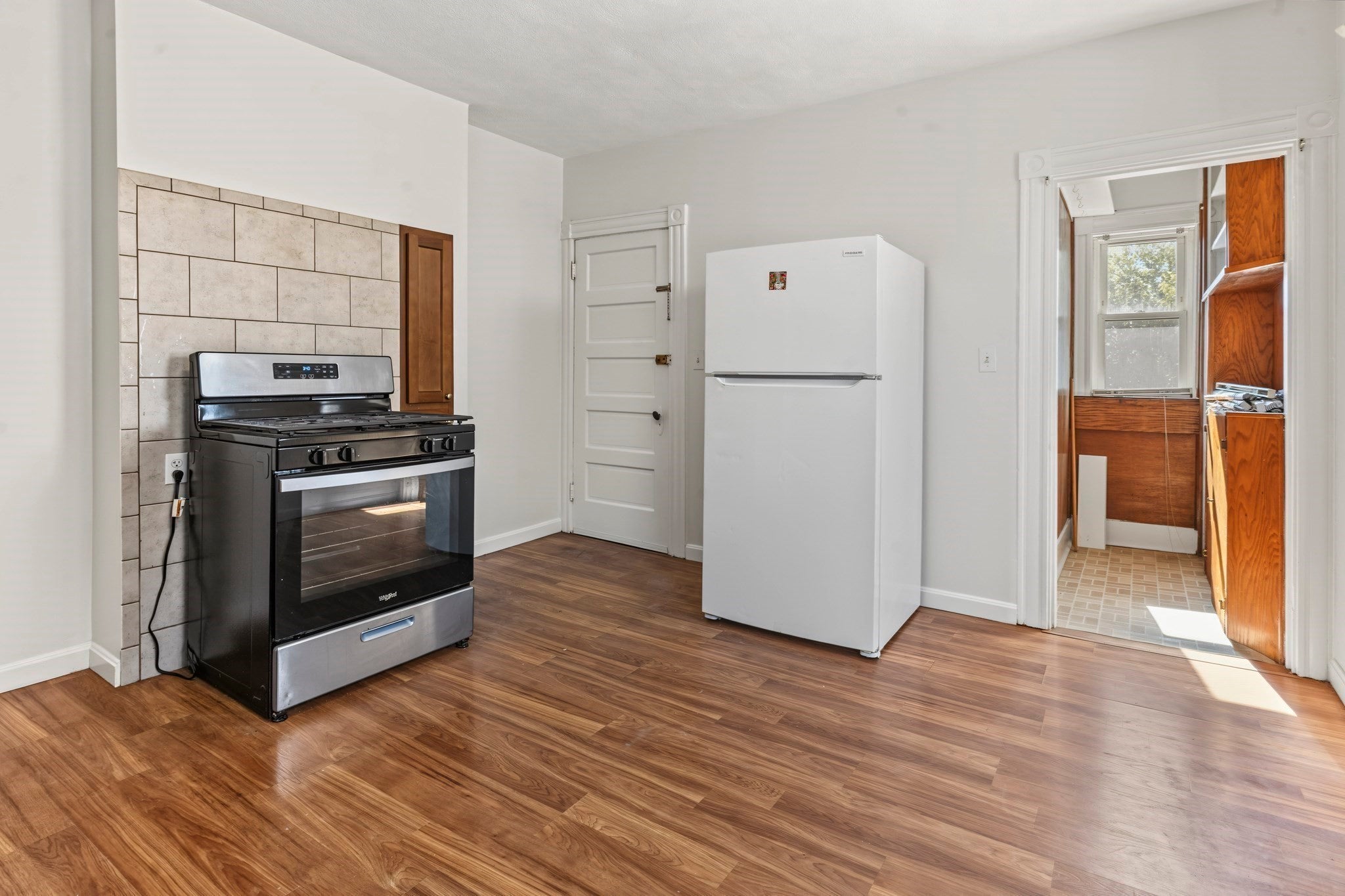 42 Pearl St, Everett, MA, 42 Pearl St, Everett, MA Photo #6