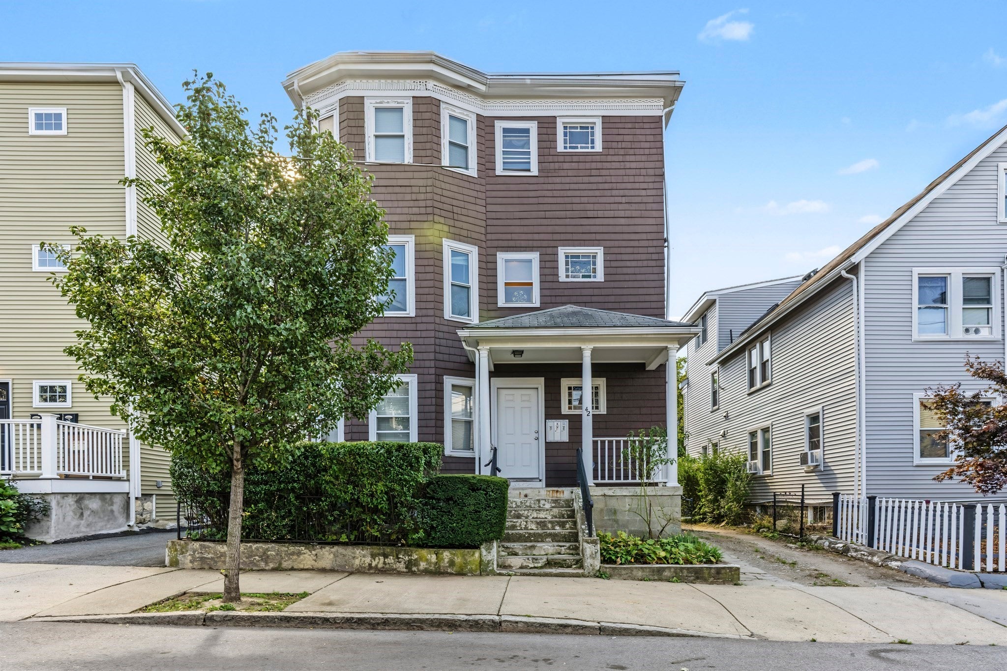 42 Pearl St, Everett, MA, 42 Pearl St, Everett, MA Photo #1