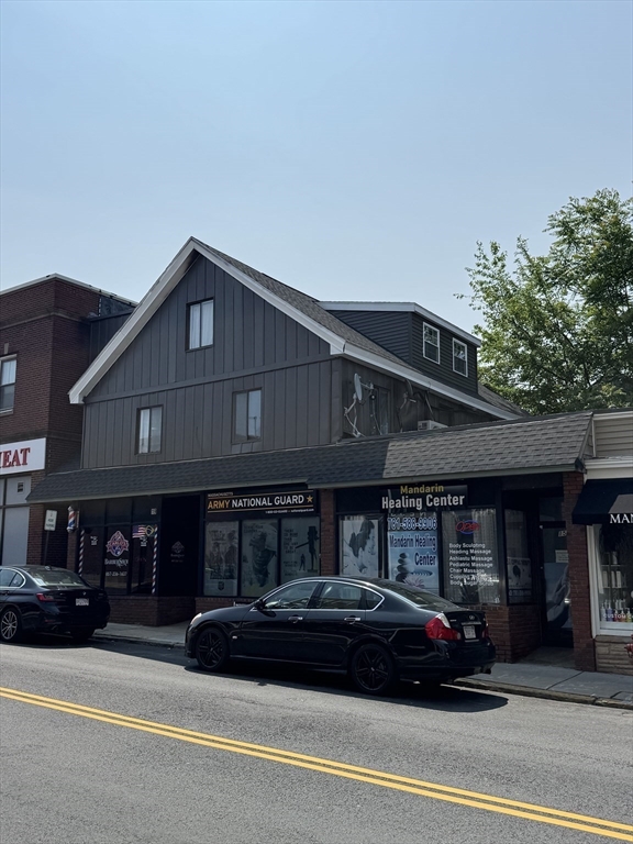 7 Montvale Ave 15-21