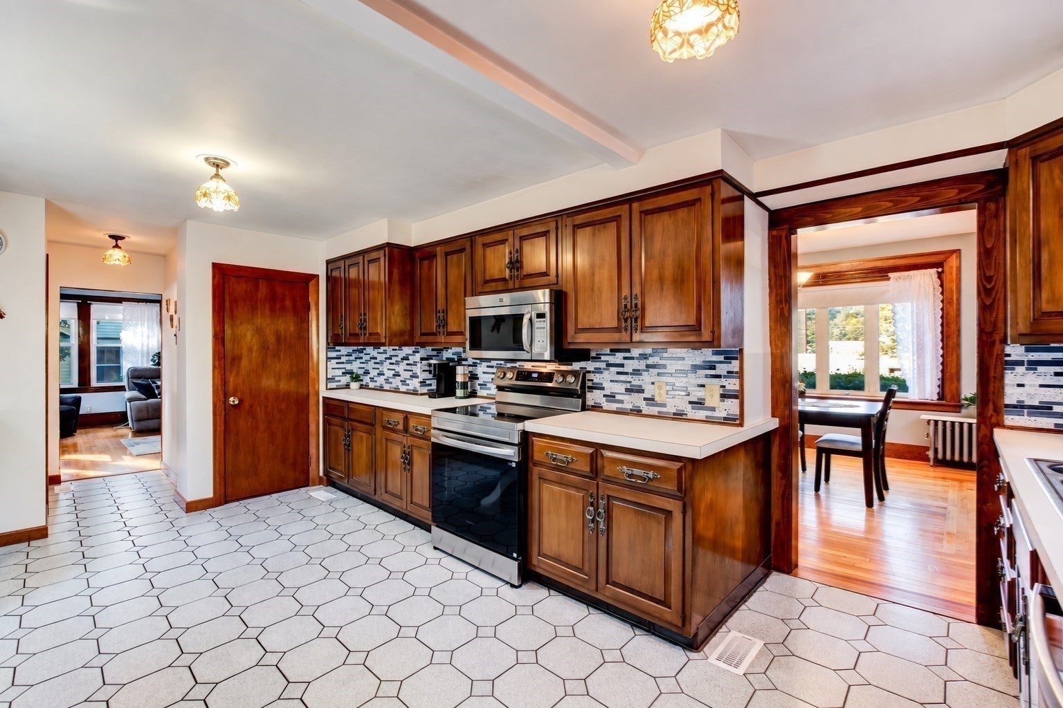 246 Chestnut Street, Gardner, MA, 246 Chestnut Street, Gardner, MA Photo #7