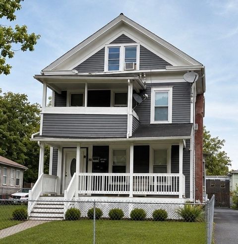 Photo of 93 Thompson Street, Springfield, MA 01109 (MLS # 73520394)