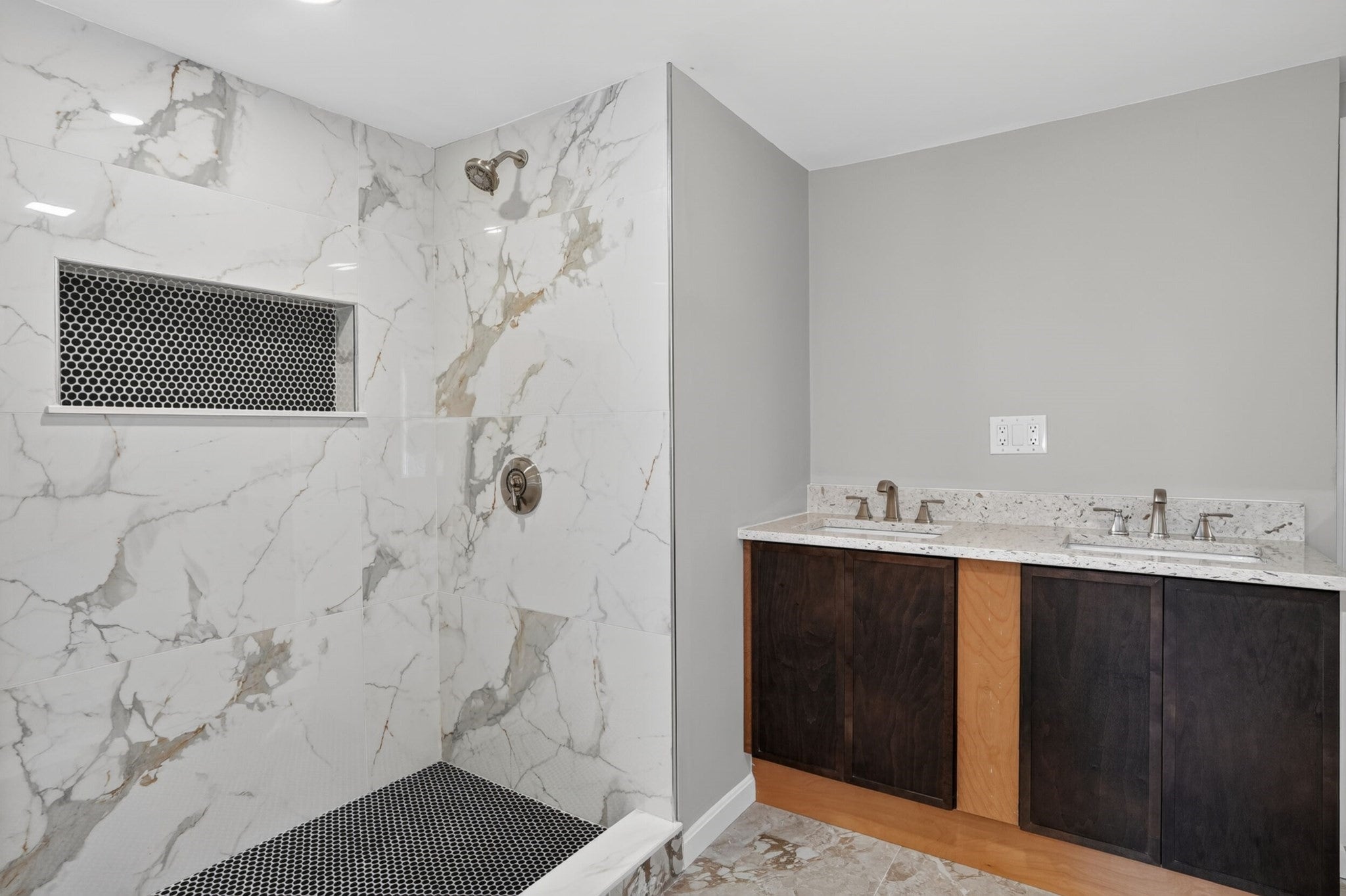 417 Bigelow Street, Marlborough, MA Photo #13
